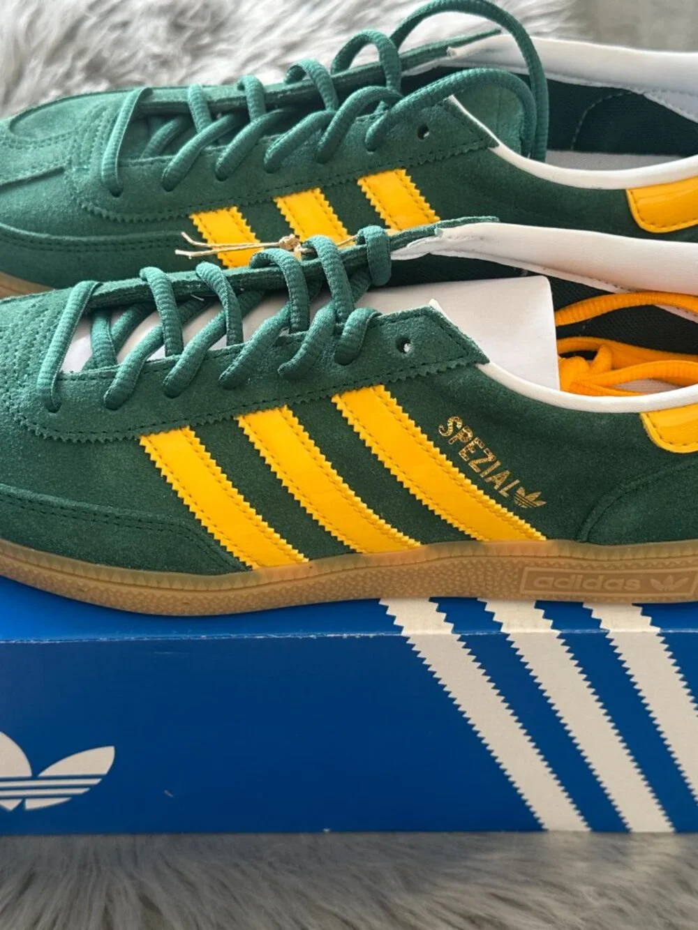 Adidas Handball Spezial Original Green & Yellow Gum Sneakers – M8-W9